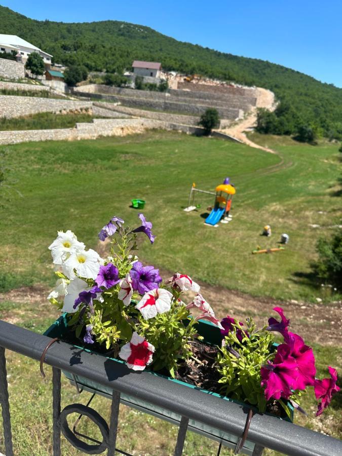 Etno Selo Montegoat Hotel Niksic ภายนอก รูปภาพ